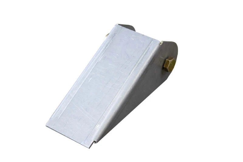 RustBuster 00-17 Chevy Suburban / 02-14 Cadillac Escalade EXT Rear LCA Mount