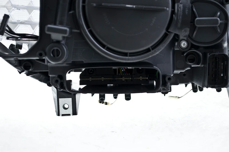 Hella 2011 Bmw 5Ser Sdn F10 W/Ahl - Scheinwerfer links Xenon