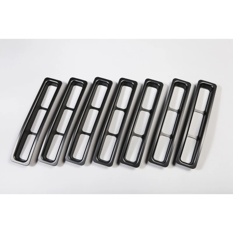 Rugged Ridge Grill-Einsätze Schwarz 97-06 Jeep Wrangler