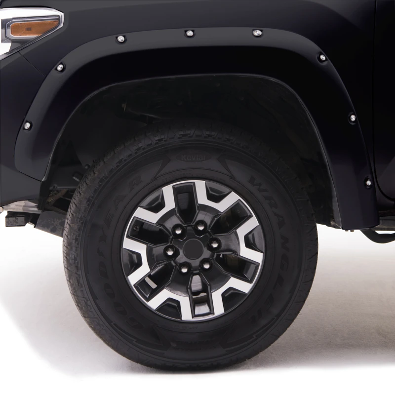 EGR 16+ Toyota Tacoma mit Mudflap Bolt-On Look Color Match Fender Flares - Set - Schwarz