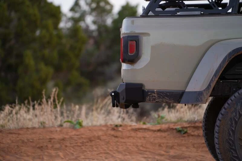 DV8 Offroad MTO Series Heckstoßstange für 2020–2023 Jeep Gladiator JT