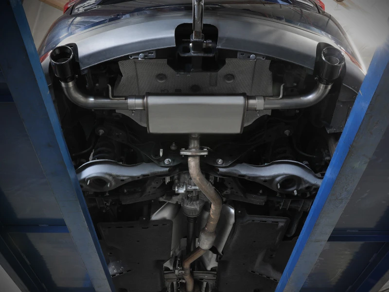 aFe Takeda 17-21 Mazda CX-5 2.5L (t) 2.5 Zoll Edelstahl-Achse-Endschalldämpfer-System mit polierten Endstücken