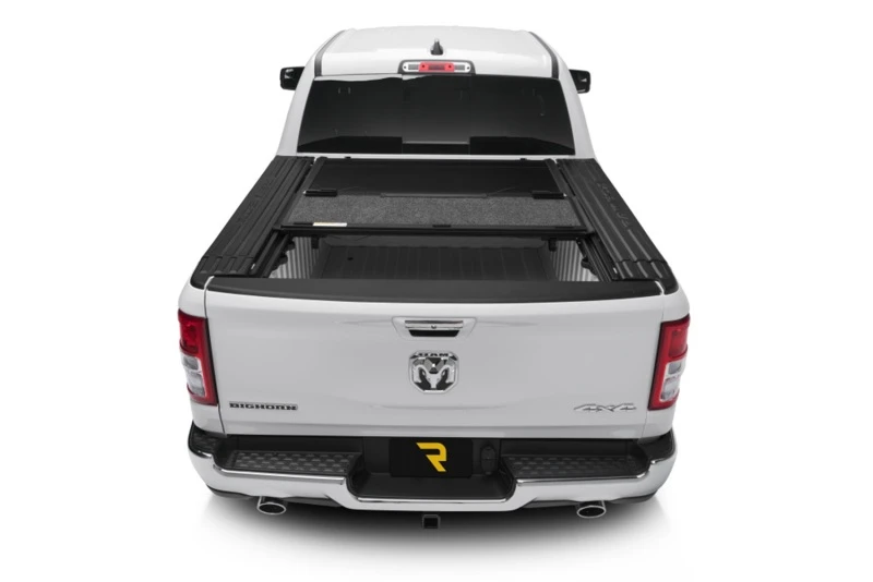 Undercover Ultra Flex Pritschenabdeckung für 2019–2025 Ram 1500 (mit RamBox)