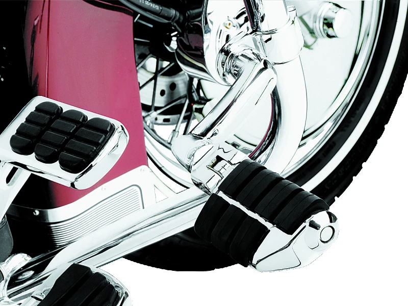 Kuryakyn Longhorn Offset Dually ISO Pegs With 1-1/4in Clamp Chrome