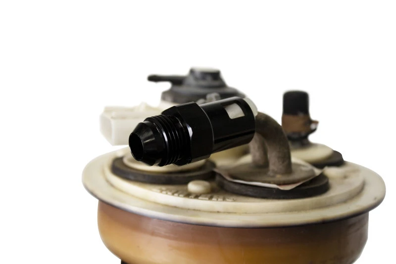 Fleece Performance Universal 3/8 Zoll Schnellanschluss auf -8AN männlichen Adapter