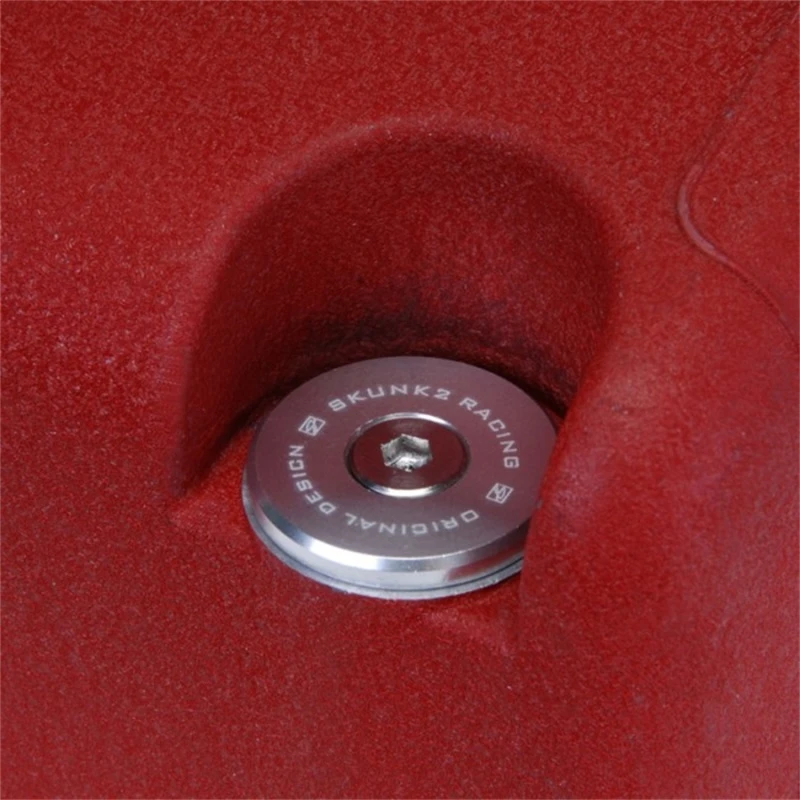 Skunk2 Honda/Acura K-Serie (Alle Modelle) Klar Elinoxidiertes Niedrigprofil Ventildeckel-Hardware