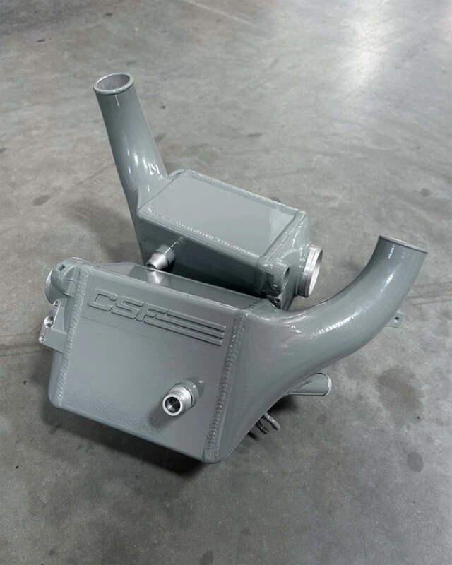 CSF 2025+ BMW G90 M5 / G99 M5 Touring Charge Air Cooler - Nardo Grey