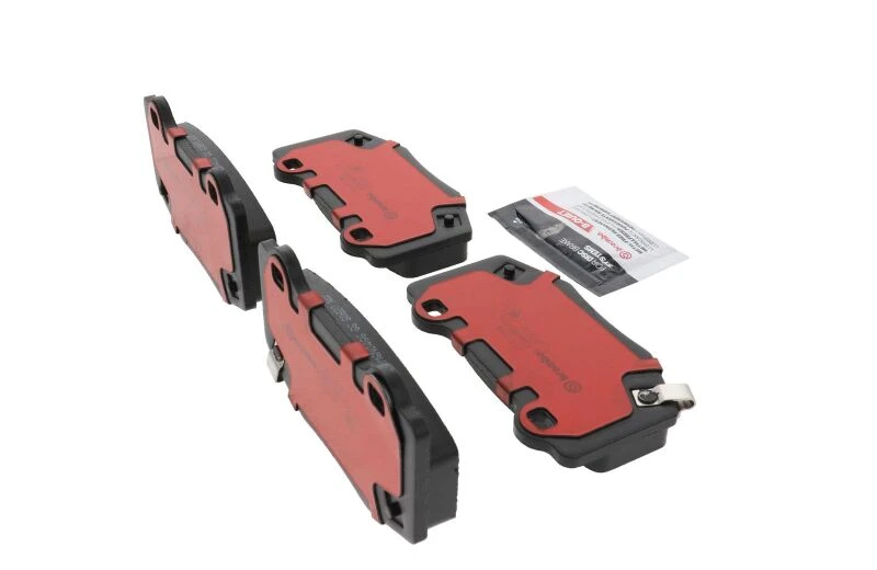 Brembo OE Ceramic Bremsbeläge für 2015–2022 Ford Mustang