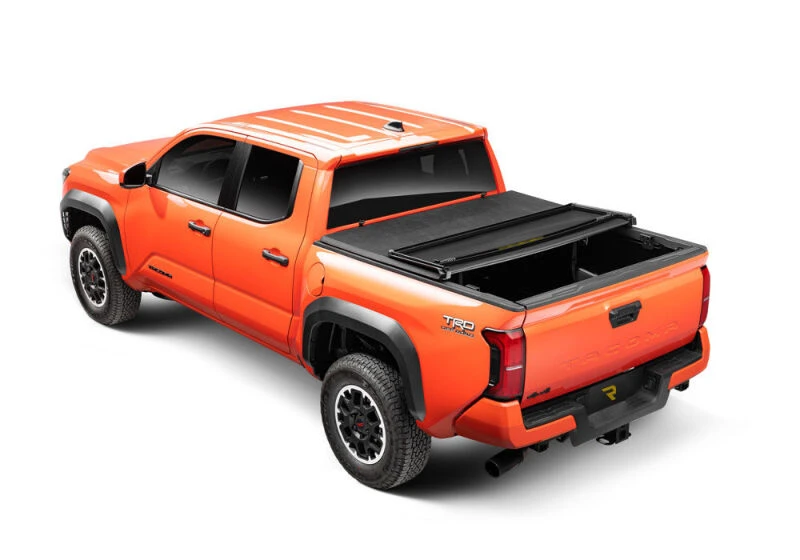 Extang Trifecta E-Series Tri-Fold Tonneau Cover für 2024–2025 Toyota Tacoma