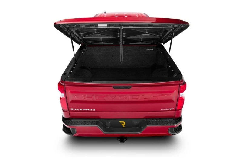 UnderCover LUX Pritschenabdeckung für 2019–2023 Chevrolet Silverado 1500 5,8ft – Satin Steel Metallic