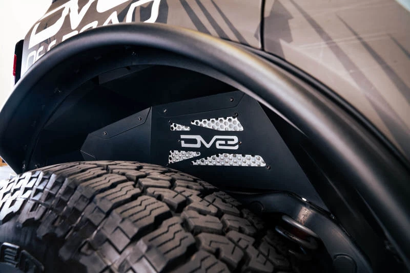 dv8-offroad_INFEND-05RB-67931bbcd79e0