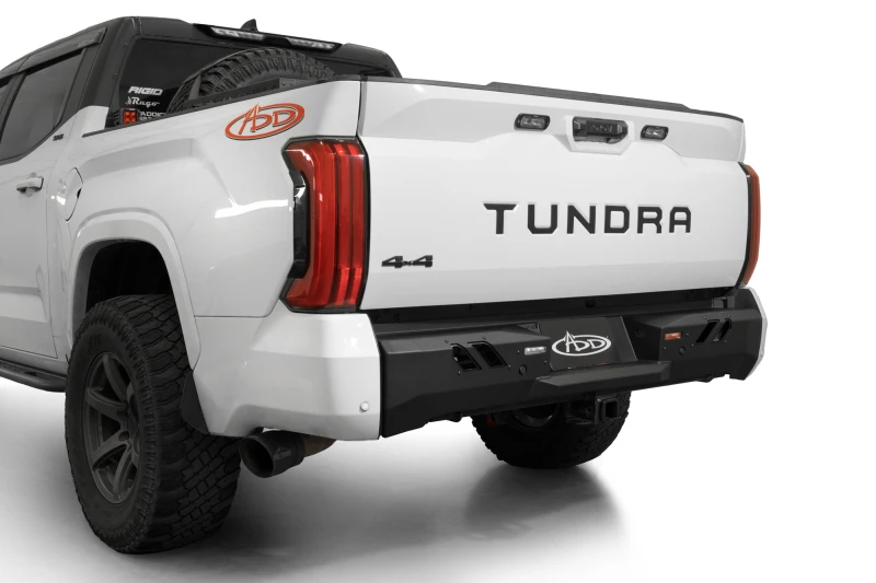 ADD Black Label Rear Bumper für 2022+ Toyota Tundra – Hammer Black mit Satin Black Panels