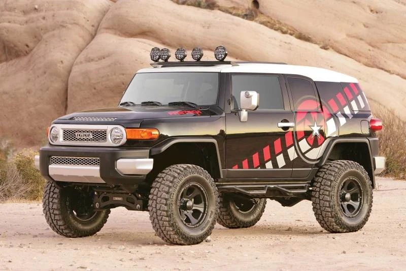 Fabtech 06-09 Toyota FJ 4WD 6 Zoll Perf Sys mit Dlss 2,5C/O Resi & Rr Dlss
