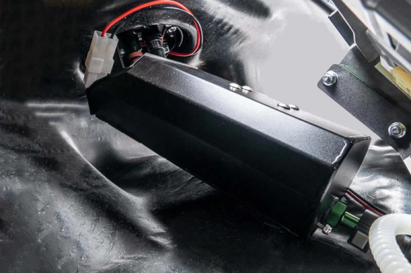 Radium S14/S15/R33/R34 Kraftstoff-Hänger-Überdrucktank-Erweiterung für GSS342 oder AEM 50-1200 - Pumpen nicht enthalten