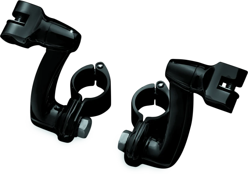 Kuryakyn Longhorn Offset Peg Mounts with 1-1/4 inch Clamp Black