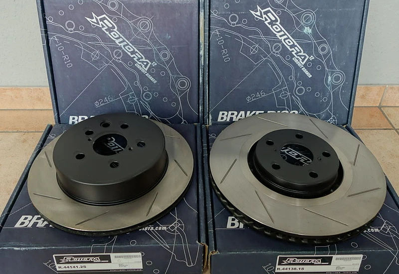 4 Rotora Bremsscheiben für Lexus IS 350 GS 350 430 450h S19