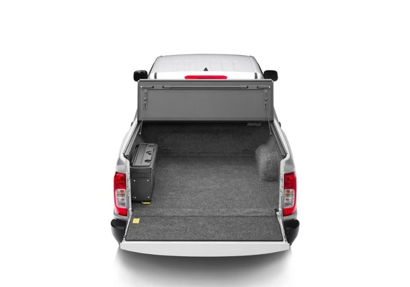 UnderCover SwingCase für 2022–2025 Nissan Frontier - Fahrerseite