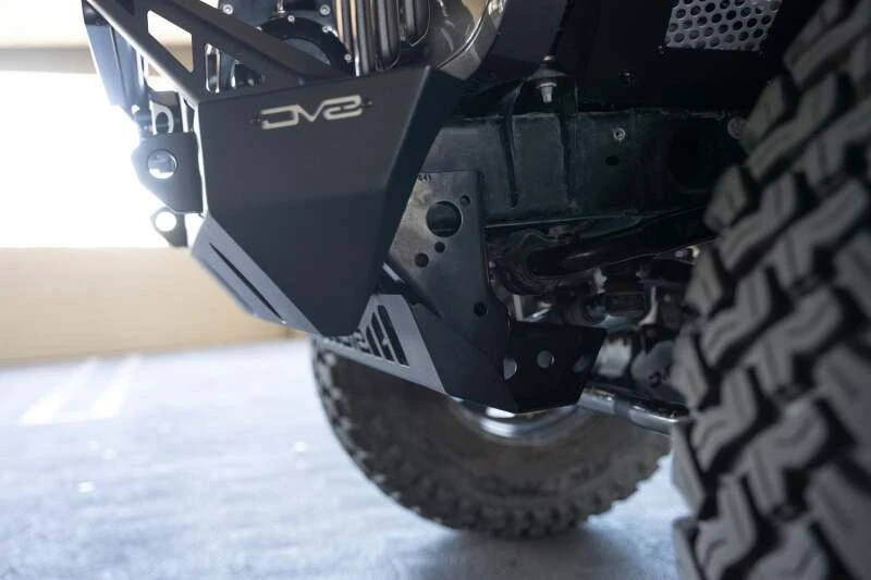 DV8 Offroad Sway Bar Disconnect Skid Plate für Jeep Wrangler JL & Gladiator JT