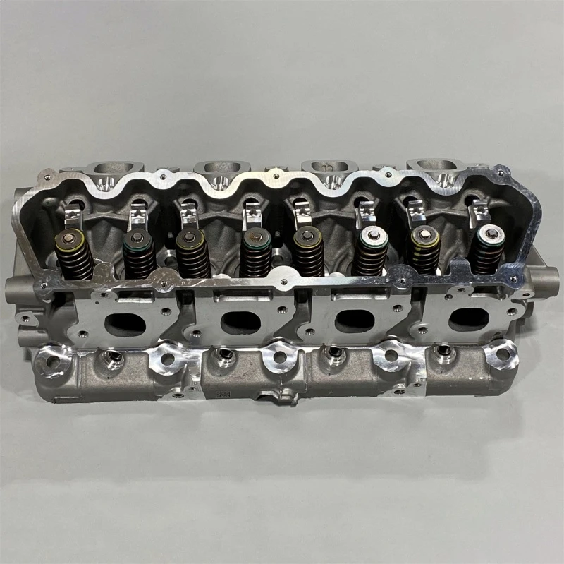 Ford Racing 7,3L Zylinderkopf montiert LH
