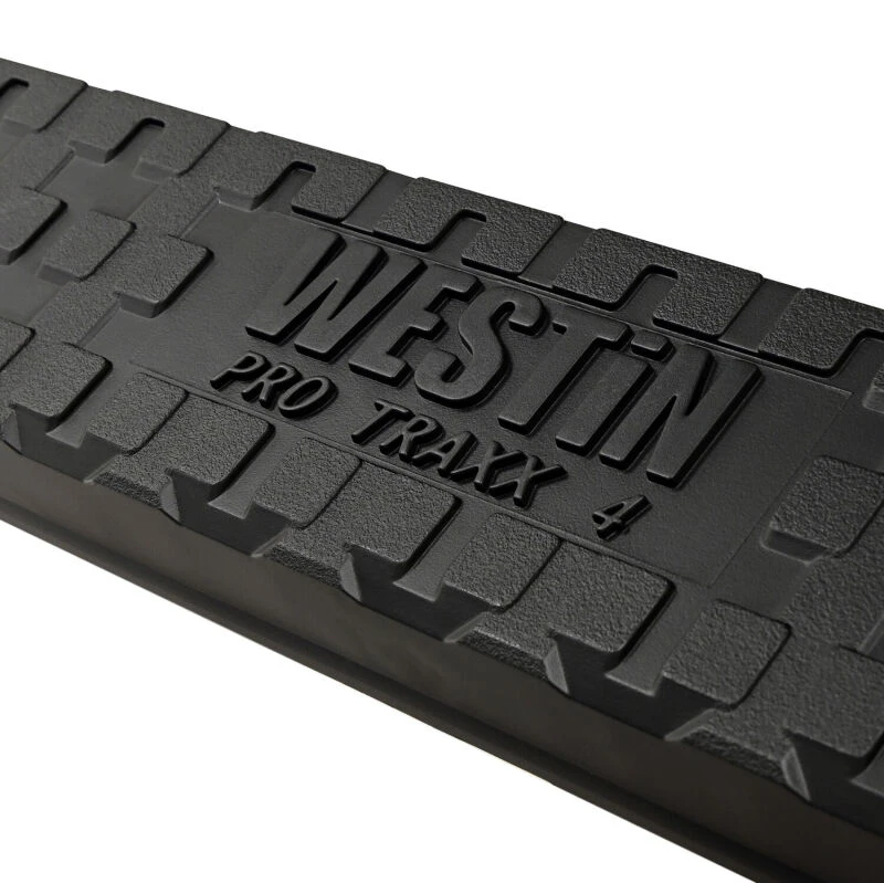 Westin 22-24 Ford Maverick PRO TRAXX 4 Oval Nerf Step Bars Polished