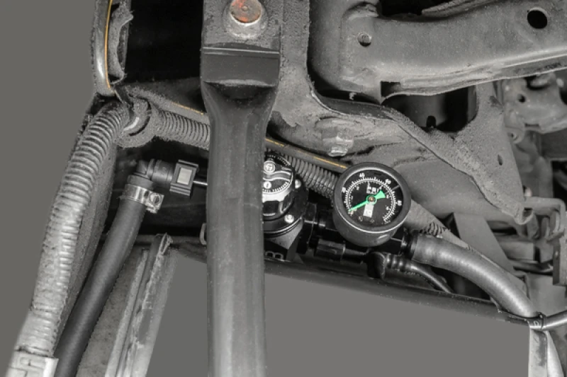 Radium Engineering 99-05 Mazda MX-5 RA-Serie Kraftstoffdruckregler-Kit