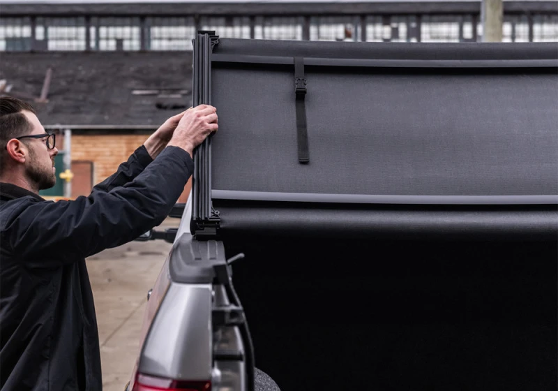 Extang Trifecta ALX Pritschenabdeckung faltbar für 2024 Toyota Tacoma 6'2"