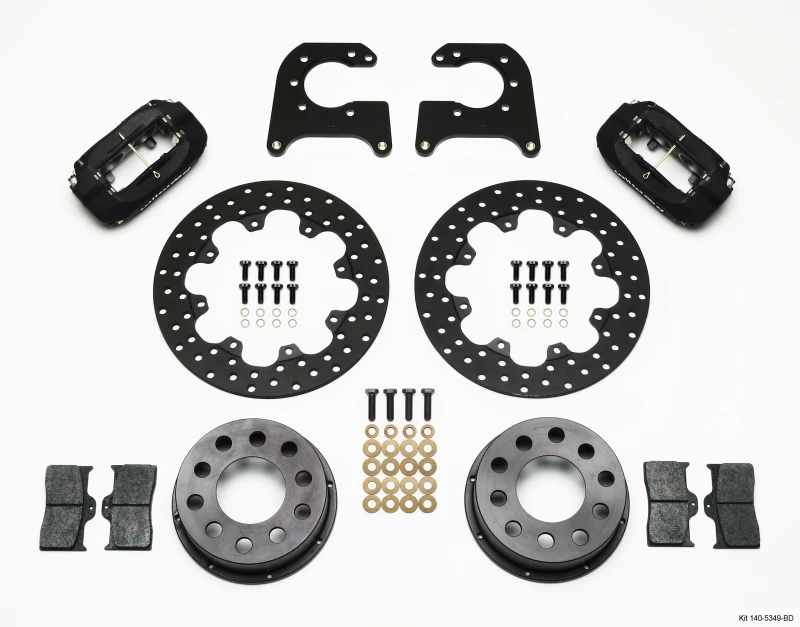 Wilwood Forged Dynalite Hinterachs-Drag-Kit mit gebohrter Bremsscheibe für 58-64 Olds/Pont,.690in Studs