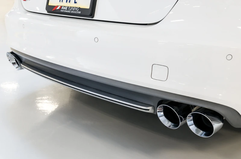 AWE Tuning Audi C7 / C7.5 S7 4.0T Touring Edition Auspuff - Polierte Silber-Tipps
