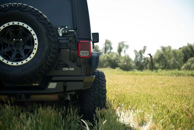 DV8 Offroad 07-18 Jeep Wrangler JK Slim Fender Flares