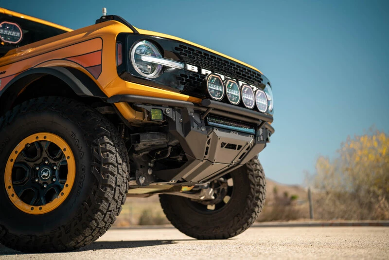 DV8 Offroad Tube Series Frontstoßstange für 21-25 Ford Bronco