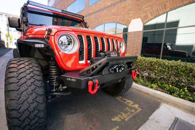 DV8 Offroad FS-25 Stubby Front Bumper mit Bull Bar für 07-23 Jeep Wrangler/Gladiator JT/JK/JL