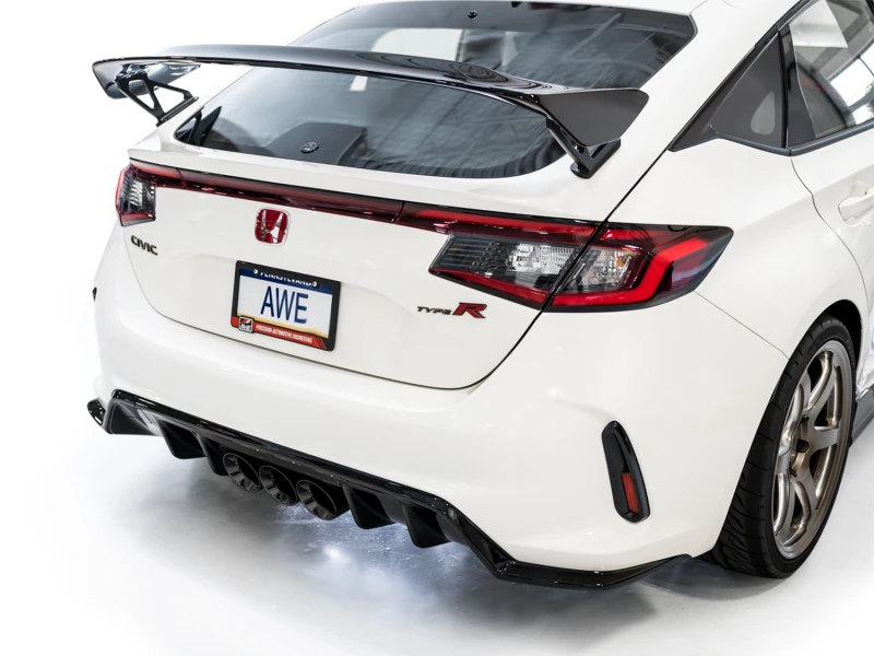 AWE Tuning 2023 Honda Civic Type R FL5 Touring Edition Auspuff mit dreifachen Diamantschwarz-Tipps