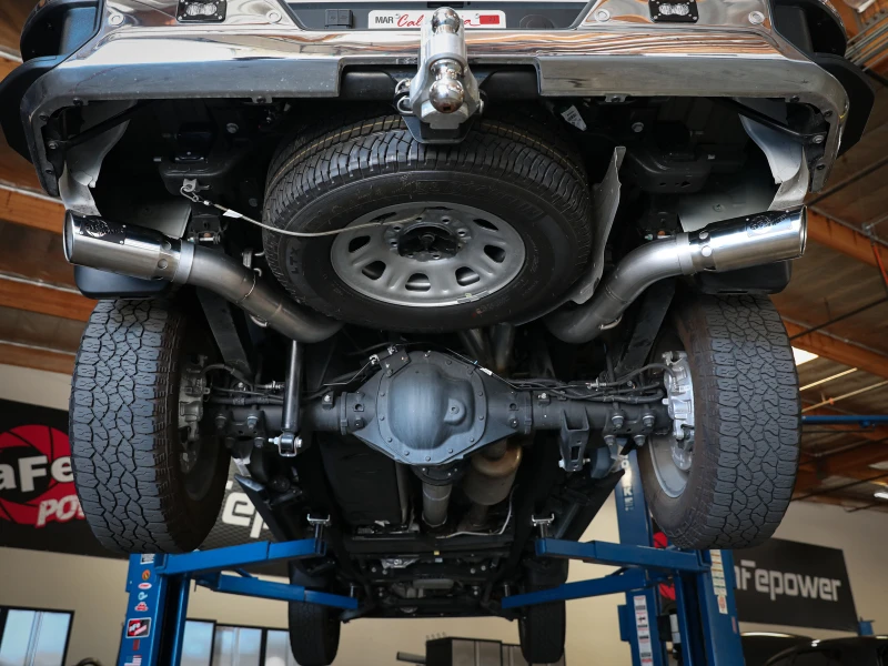 aFe Large Bore-HD 4in 409SS DPF-Back Auspuffsystem mit polierten Endstücken 20 GM Diesel Trucks V8-6.6L