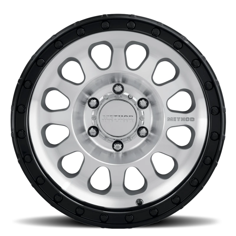 Method MR315 18x9 +18mm Offset 6x5.5 106.25mm CB Machined Wheel - Gloss Black Lip