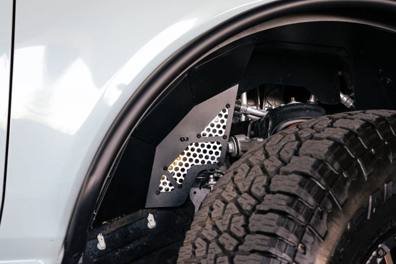 dv8-offroad_INFEND-05FB-67931b955021b