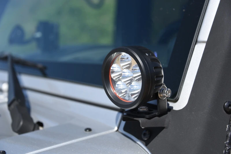 DV8 Offroad 3.5in Round 16W Driving Light Spot 3W LED - Black