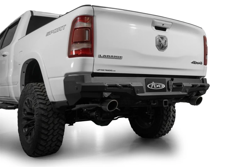 Addictive Desert Designs Black Label Rear Bumper für 2019–2024 RAM 1500