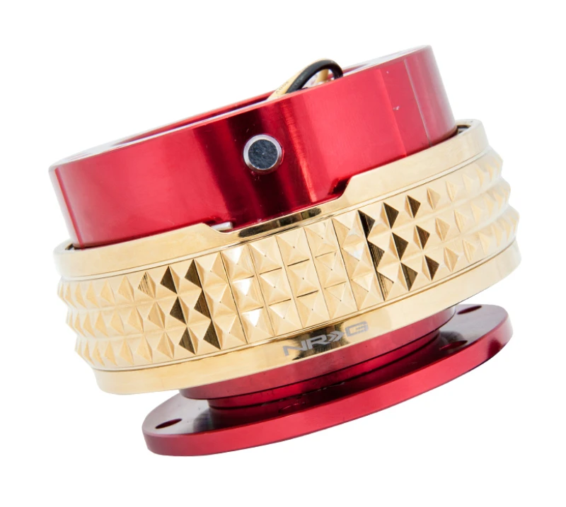 NRG Quick Release Kit Pyramid Edition Red Body / Chrome Gold Pyramid Ring