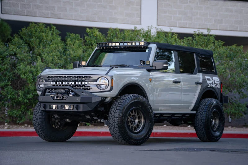 DV8 Offroad Rock Sliders für 2021–2022 Ford Bronco