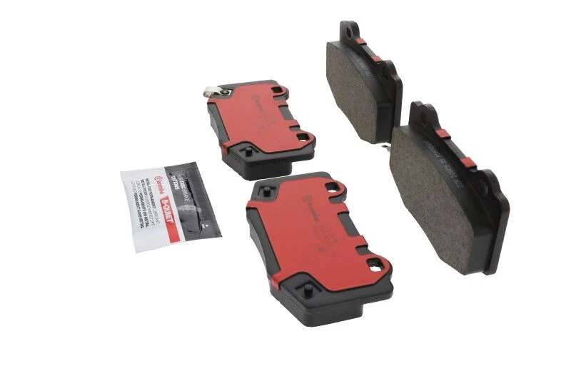 Brembo OE Ceramic Bremsbeläge für 2015–2022 Ford Mustang