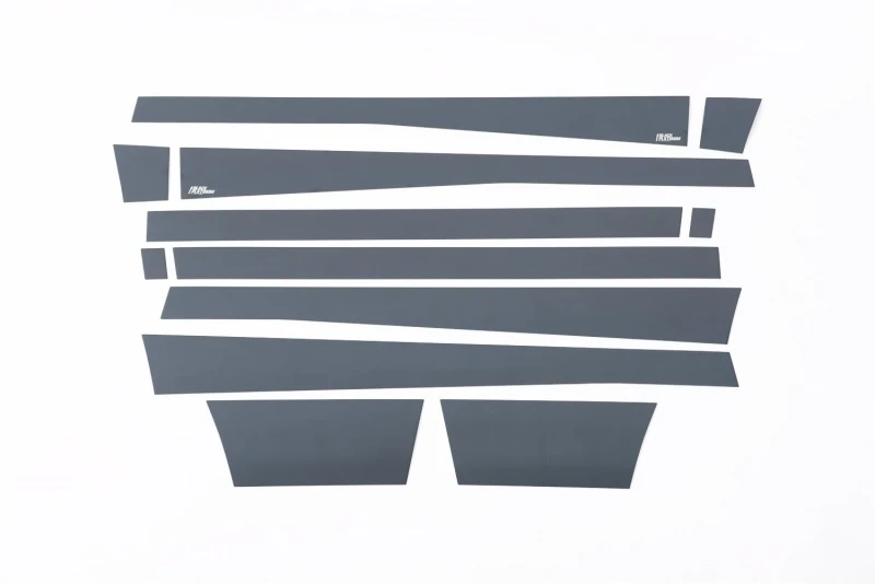 Putco 10-18 RAM 2500/3500 Crew Cab 8ft- 5,5 Zoll ohne Werksschweller 12-teilig Black Platinum Schwellerpanele