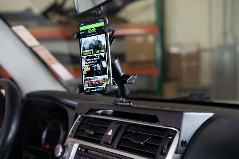 DV8 Offroad Digital Device Dash Mount für 2010–2023 Toyota 4Runner