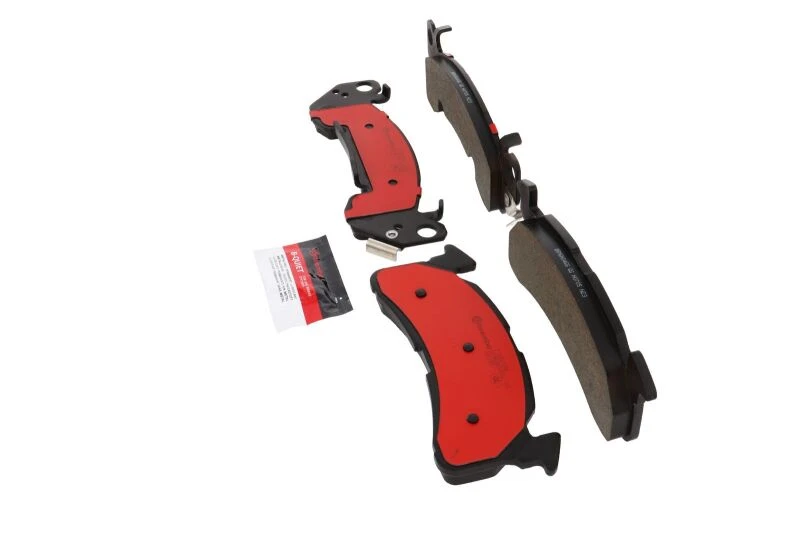 Brembo OE Keramik-Bremsbeläge vorne für 95-96 Chevrolet G30 / GMC G3500