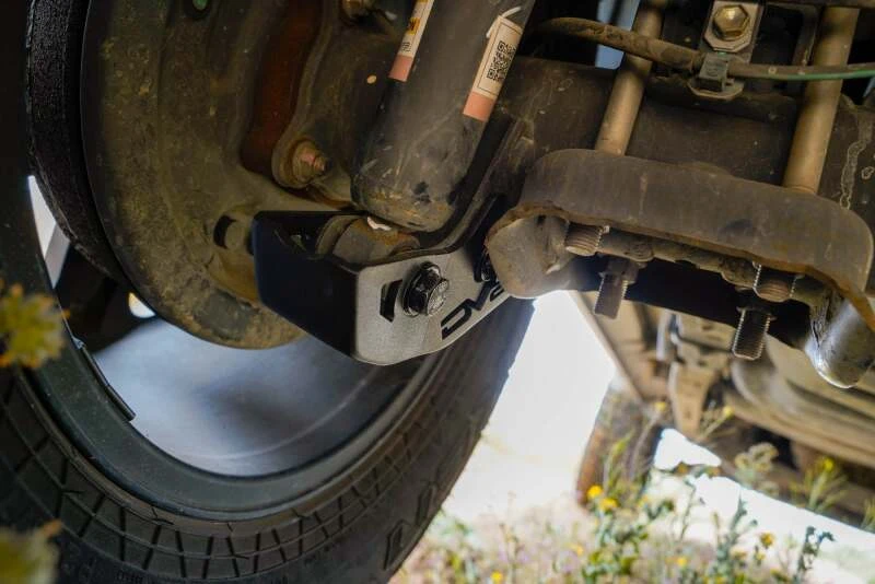 DV8 Offroad Hintere Stoßdämpfer-Unterfahrschutzbleche für 2016–2023 Toyota Tacoma