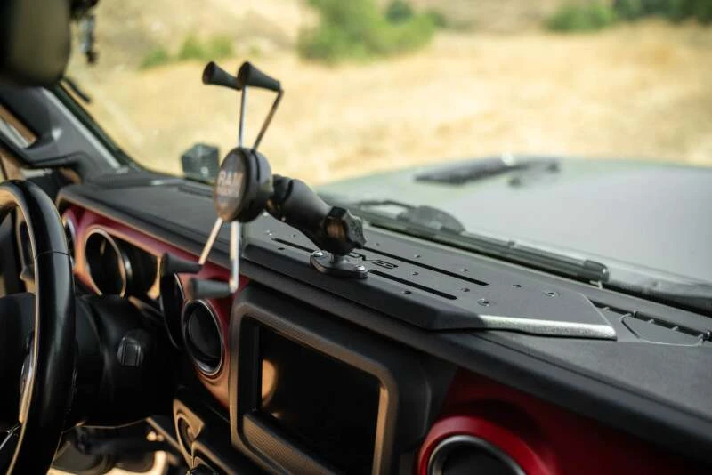 DV8 Offroad Digital Device Dash Mount V2 für 18-23 Jeep Wrangler JL / 20-23 Gladiator JT