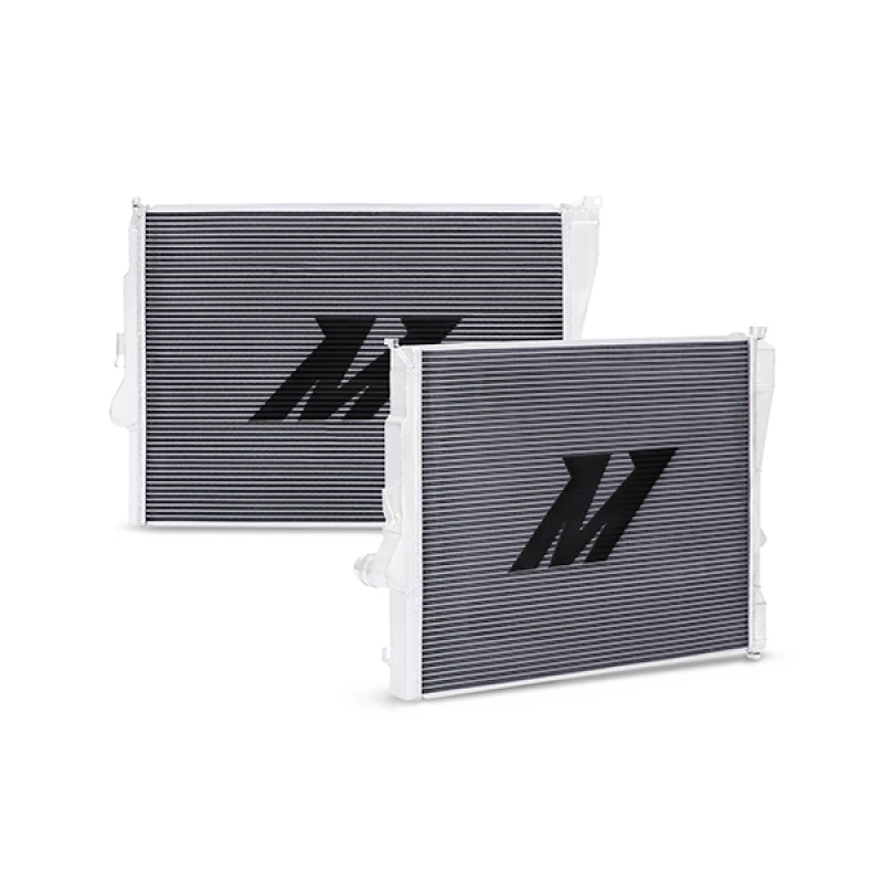Mishimoto 99-06 BMW 323i/323i/328i/330i Hochleistungs-Aluminiumkühler