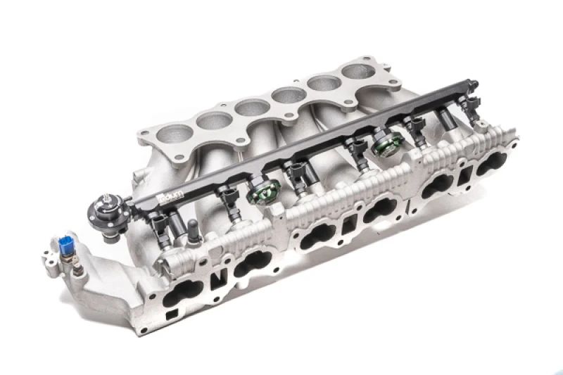 Radium Engineering Nissan RB25DET Top Feed Fuel Rail Kit