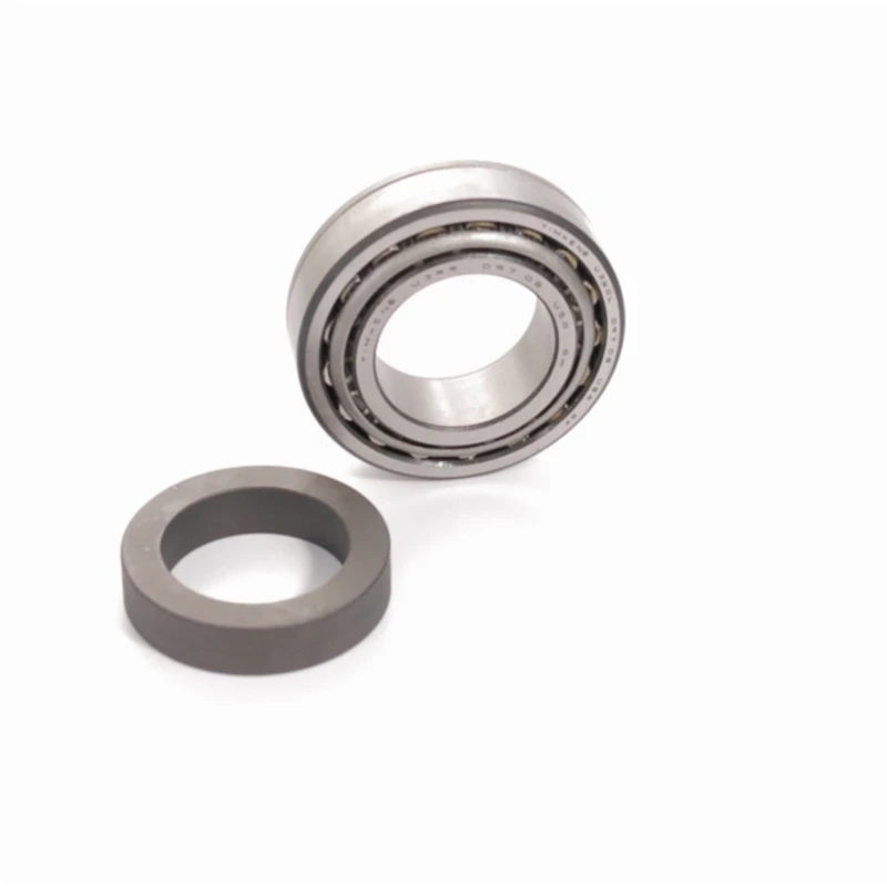 Omix Achsenschafthauptlager-Kit mit Retainer 70-18 CJ & Wra