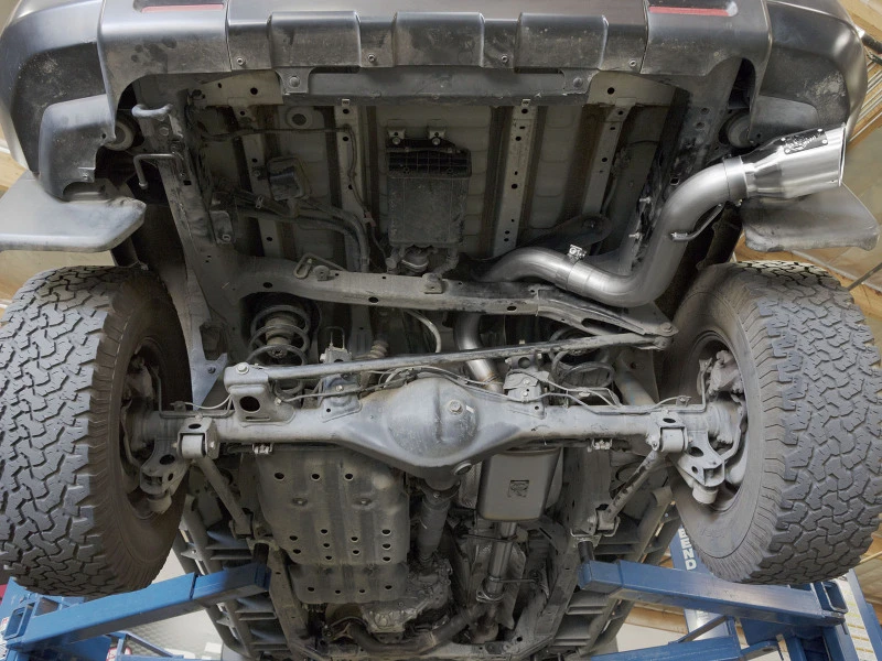 aFe MACH Force Xp 3 Zoll SS Cat-Back Einzelausgang Auspuff mit polierten Endstücken 07-14 Toyota FJ Cruiser