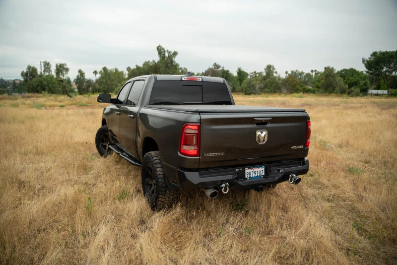 DV8 Offroad Spec Series Heckstoßstange für 2019–2025 Ram 1500